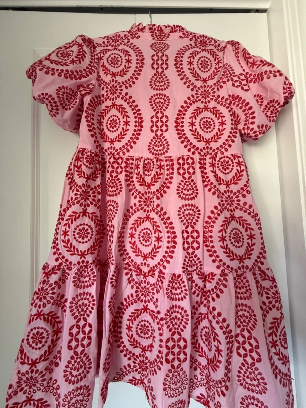 Avara Lucia Embroidered Pink Dress XS MSRP $88 shoulder to hem 35” - Picture 3 of 4